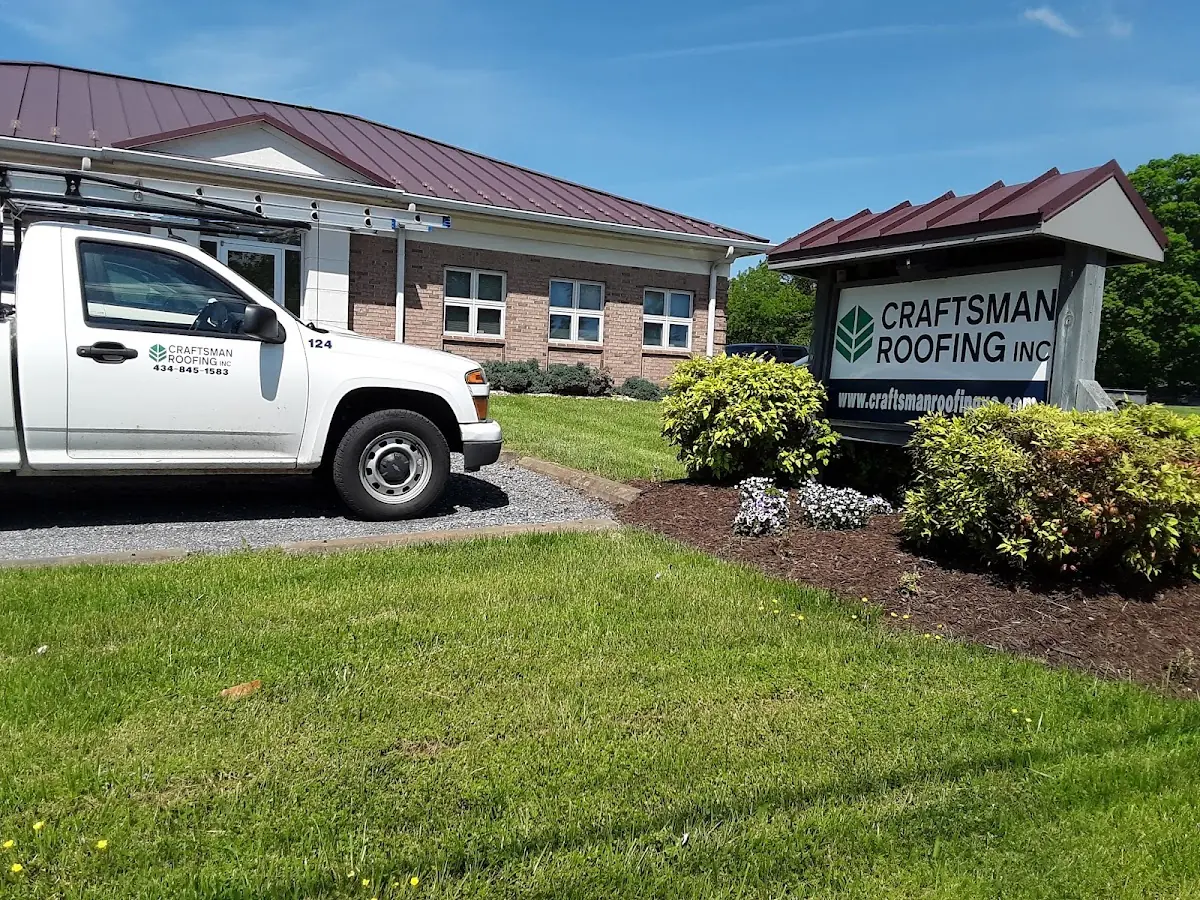 Quality Soffit & Fascia Repair by experienced craftsmen in Berkeley Ridge